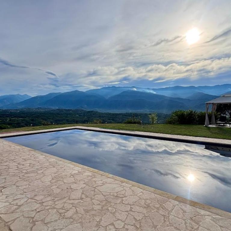 Luxury Estate, Pool with Nature and Relaxation - Villa - 28