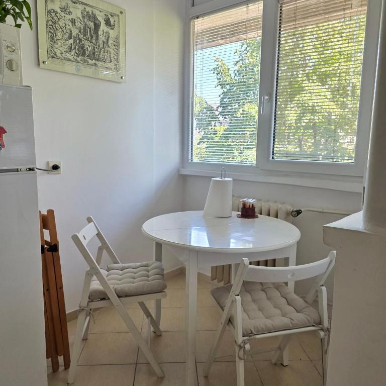 Modern and cozy place near the city center - Apartment mit Balkon - 6