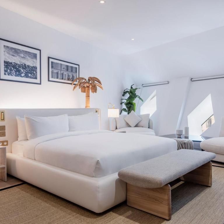 Doubletree By Hilton Nice Centre Iconic - Iconic Deluxe King Junior Suite - 1
