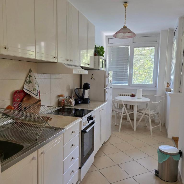 Modern and cozy place near the city center - Apartment mit Balkon - 5