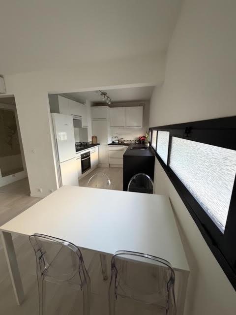 62 m2, T3, Palm Beach, sea view, 30 meters from beach - Apartamento de 2 dormitorios - 19