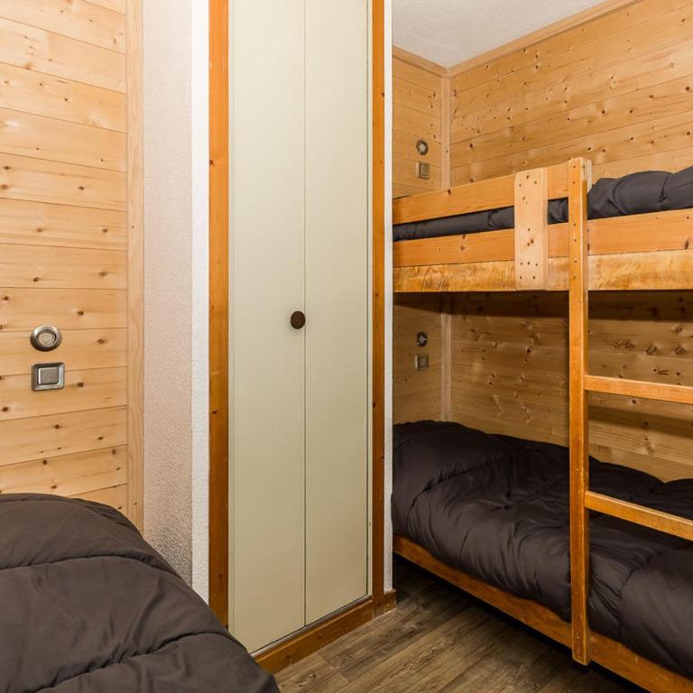 Charmant appartement rénové 2/3 pièces pour 5 pers, proche pistes et commerces, parking gratuit - FR-1-329-29 - Apartment (5 Adults) - 9