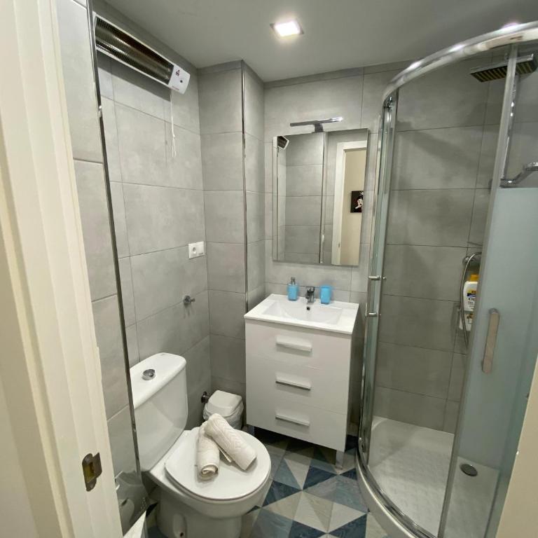 ¡A un paso de peatonal del Balcón de Europa! - Appartement 1 Chambre - 26