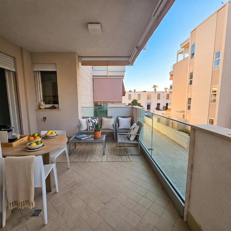 Lido Beach Apartment facing the beach with a spacious Balcony - Appartamento Deluxe con 2 Camere da Letto e Balcone - 5