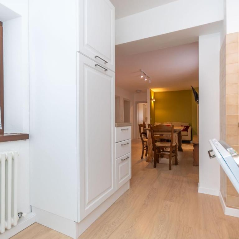 La Casa di Elvira-Primo Piano - Appartamento con 2 Camere da Letto - 20