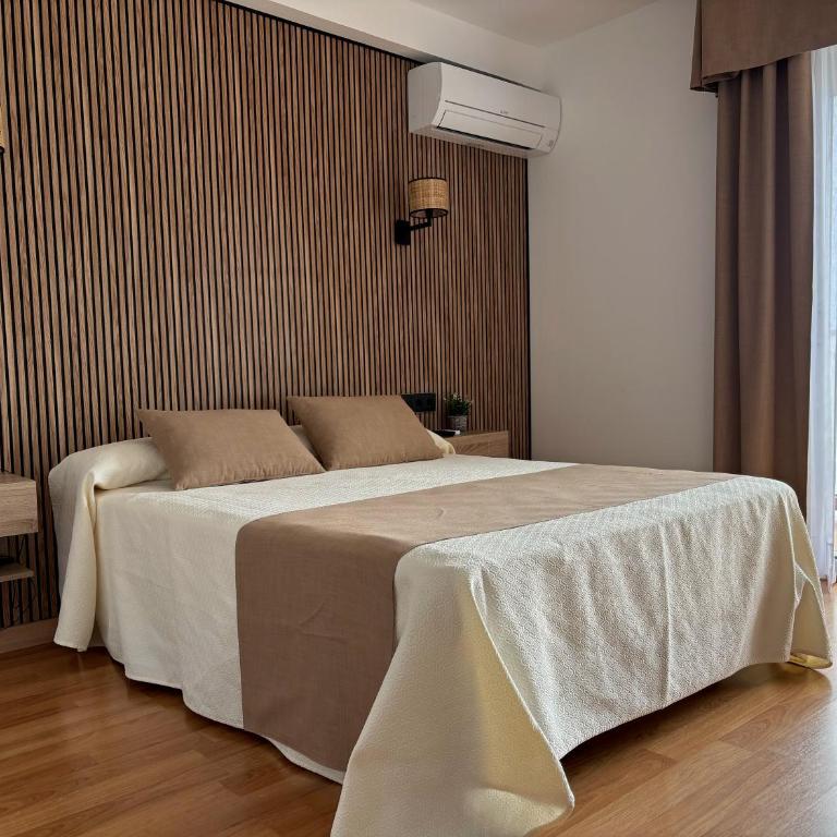 Hotel Villa Naranjos - Habitación Doble Superior - 8
