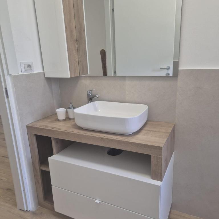 Lake Como Porta Centro - Appartamento con 2 Camere da Letto - 2