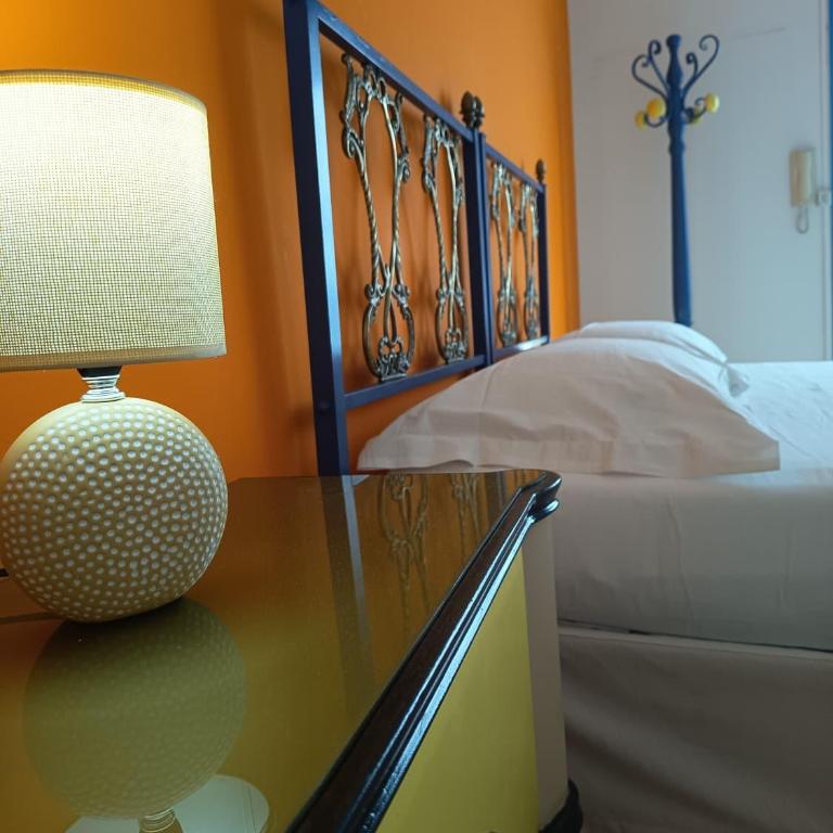 Emiolia - Appartamento Standard con 2 Camere da Letto - 2
