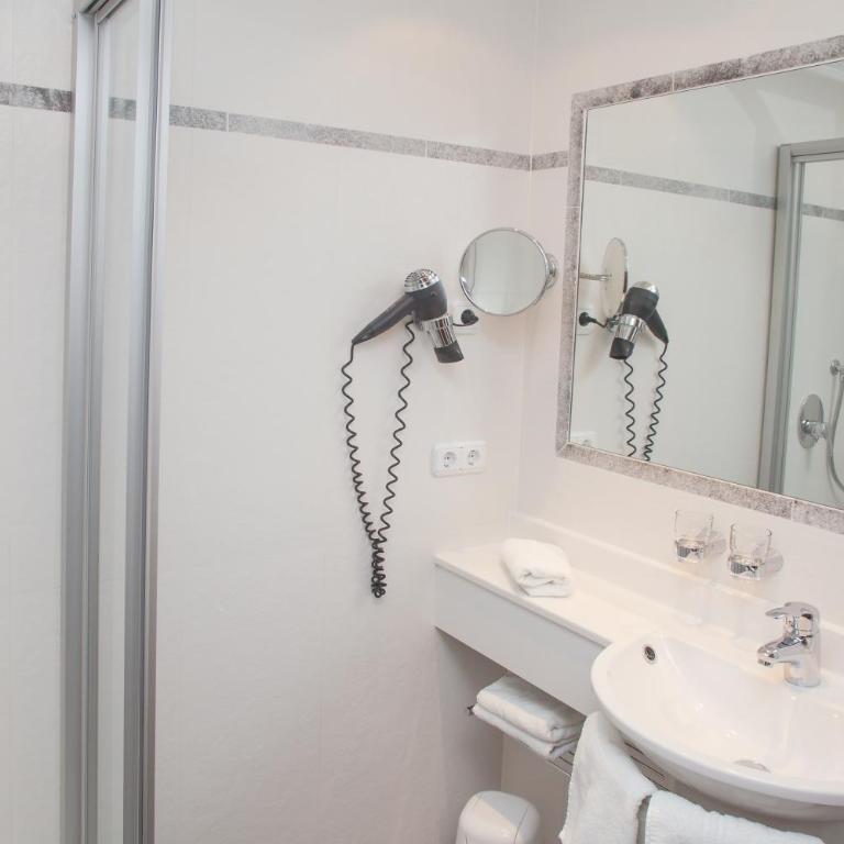Gröbl-Alm - Doppelzimmer Nord - 10