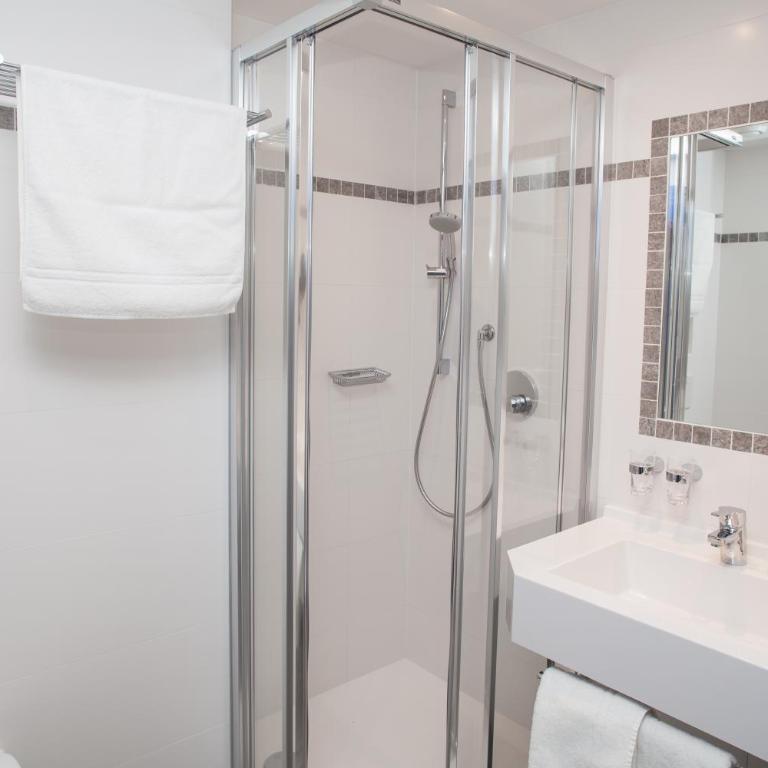 Gröbl-Alm - Doppelzimmer Nord - 8