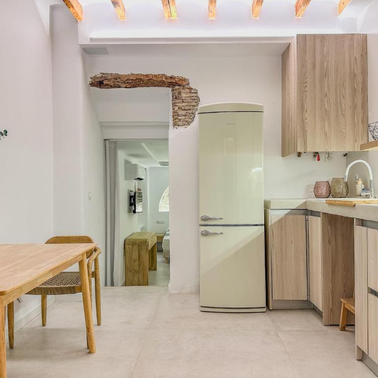 Moona Hostal Altea - Habitación Doble Deluxe Superior - 1 o 2 camas - 7