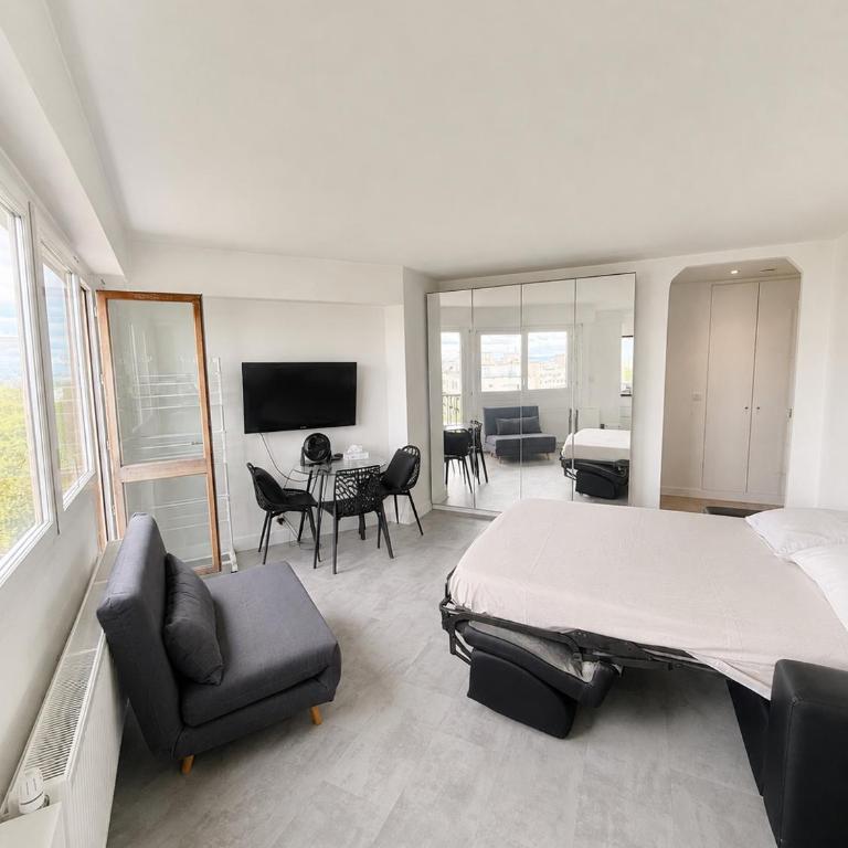 Apartment HOME in Paris with View, 15min to center - Appartement - Vue sur Ville - 10