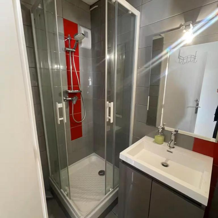 Le Nodot - One-Bedroom Apartment - 11