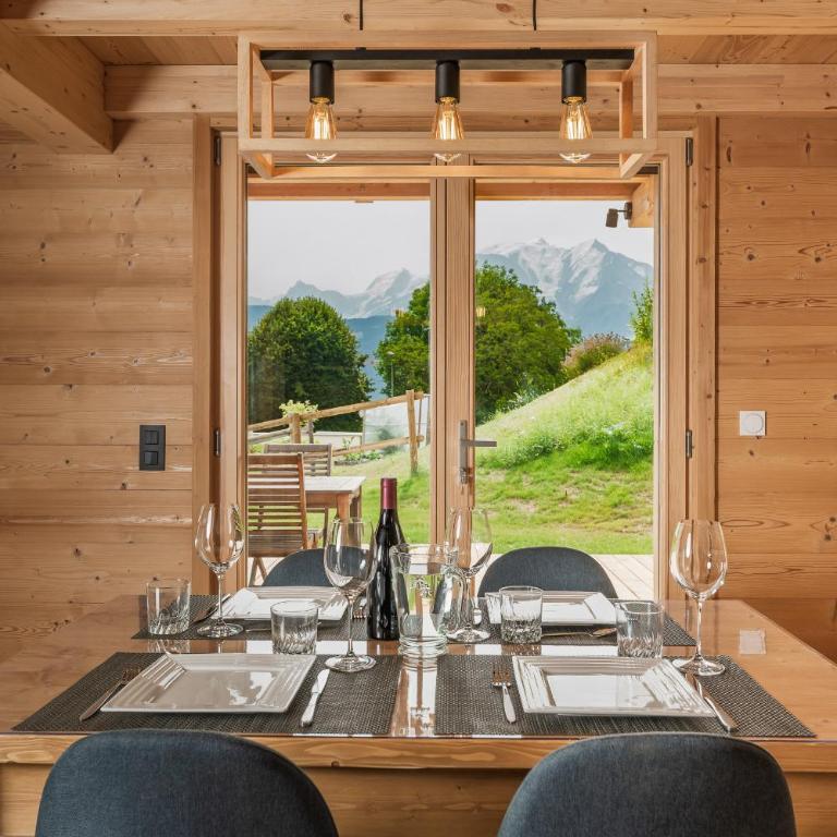 Chalet Cerisier - Two-Bedroom Chalet - 12