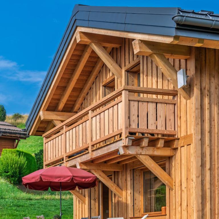 Chalet Cerisier - Two-Bedroom Chalet - 11