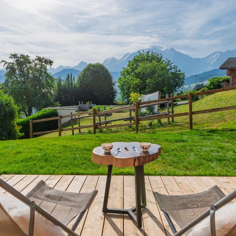 Chalet Cerisier - Two-Bedroom Chalet - 16