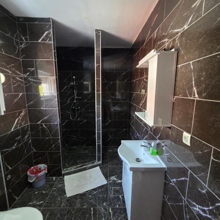 Apartmani MILIC - Apartman sa 2 Spavaće Sobe - 4