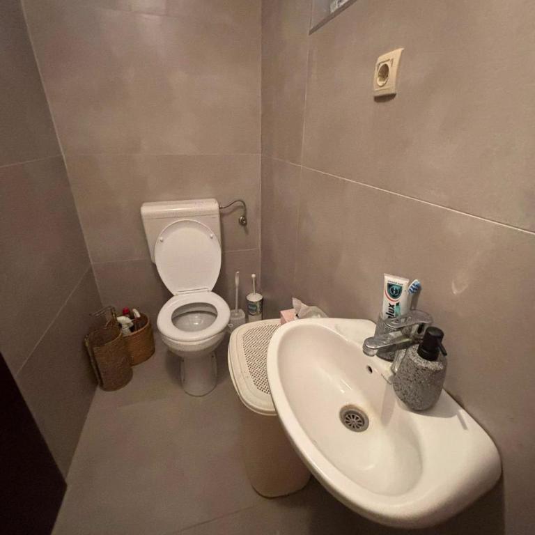 Forest Escape Banja Luka - Three-Bedroom House - 19