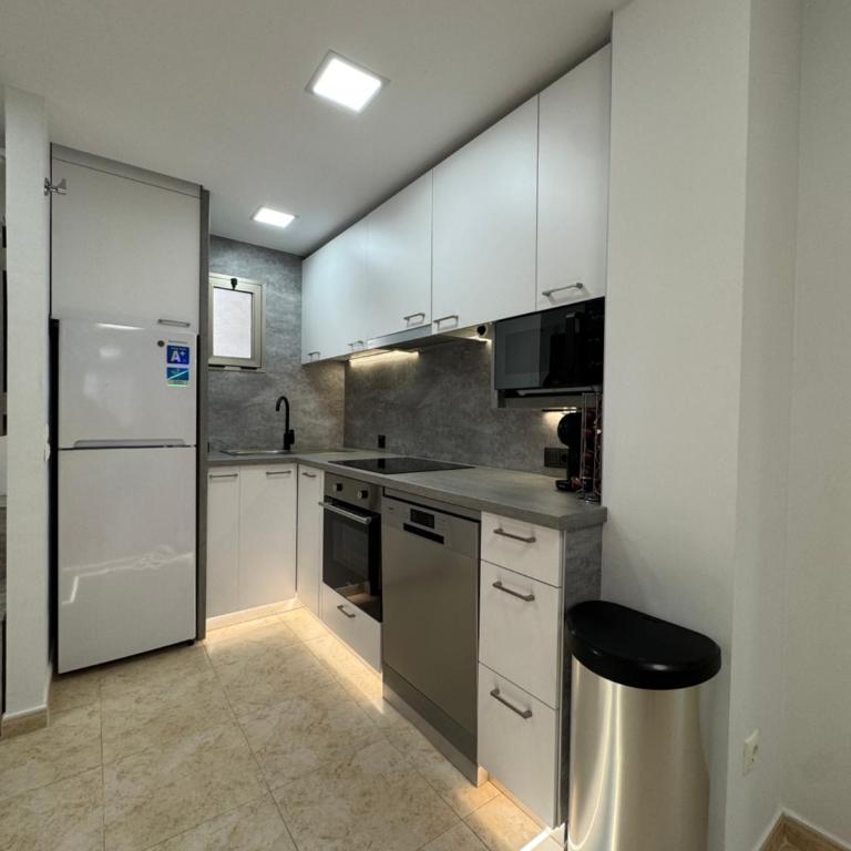 Benidorm Beach - Apartment mit 2 Schlafzimmern - 16