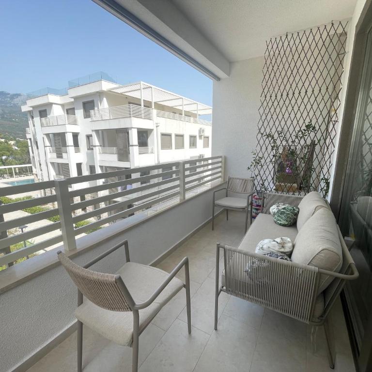 River side apartment B9 - Apartman sa 1 Spavaćom Sobom, Balkonom i Pogledom na Planinu - 14