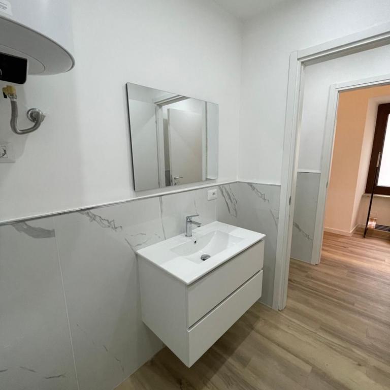 Homely Moments - Suita A Centro Torino - Appartamento con 1 Camera da Letto - 6