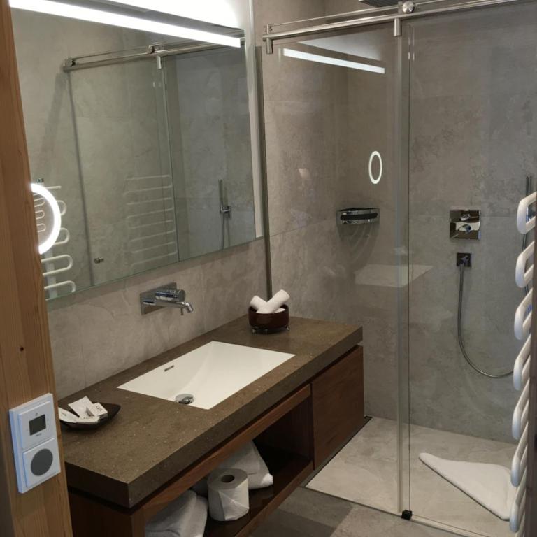 Alpin Hotel Garni Eder - Private Living - Superior Doppelzimmer - 5