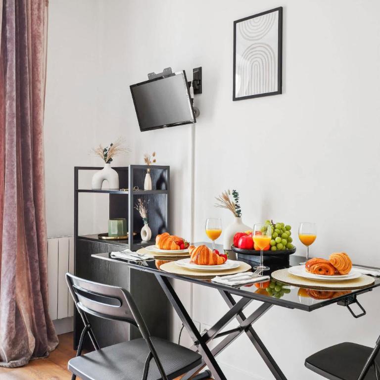 BnBNova - Cozy Stay Near Eiffel Tower & Invalides - Appartement - 6