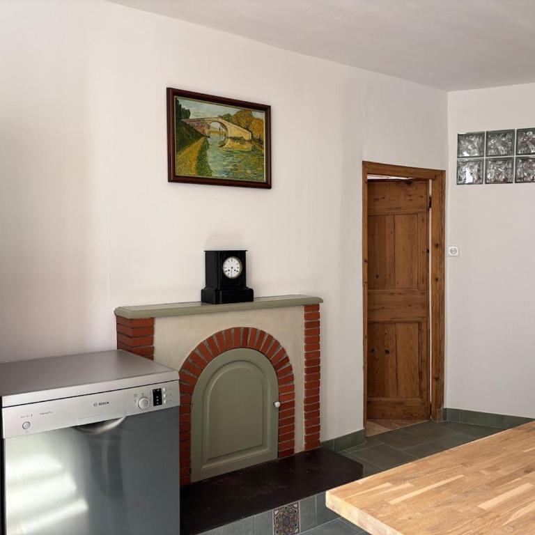 Le Moulin - maison authentique tout équipée, proche de la Cité médiévale - Maison 3 Chambres - 12