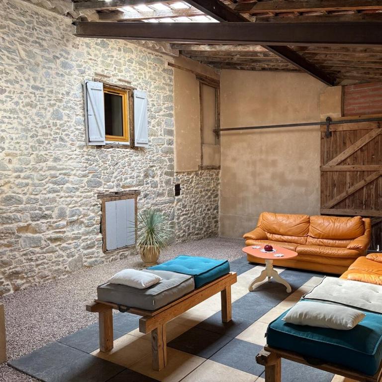 Le Moulin - maison authentique tout équipée, proche de la Cité médiévale - Maison 3 Chambres - 42