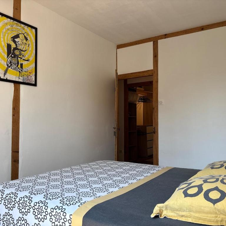 Le Moulin - maison authentique tout équipée, proche de la Cité médiévale - Maison 3 Chambres - 50