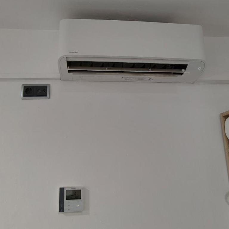 Hostal Levante Barcelona - Habitación Doble con baño privado - 13