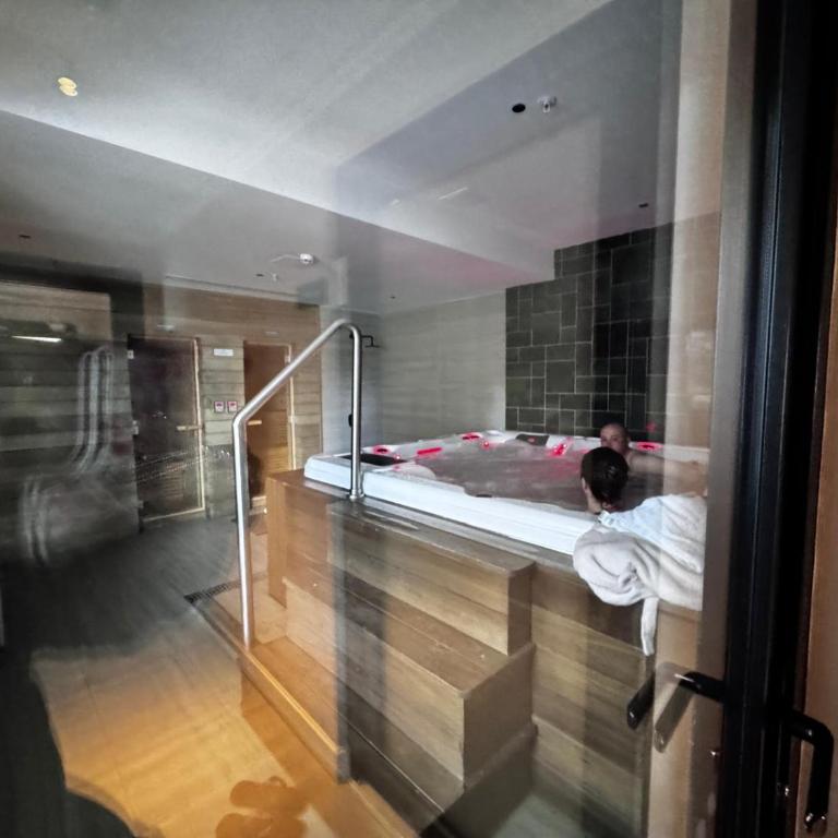 Apartamento de 2 dormitorios,4 Personas, Edificio Sea Garden,zona CANTEGRIL 2 Dormitorios - Apartamento de 2 dormitorios con vistas al jardín - 25
