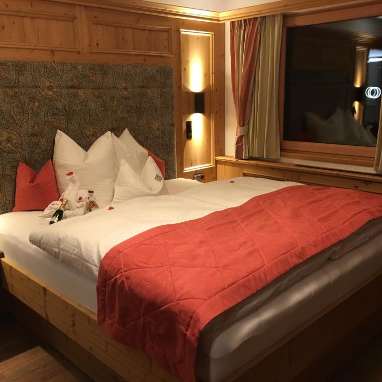 Alpin Hotel Garni Eder - Private Living - Superior Doppelzimmer - 6