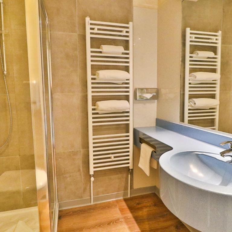Hôtel Provençal - Chambre Double ou Lits Jumeaux Standard - 13