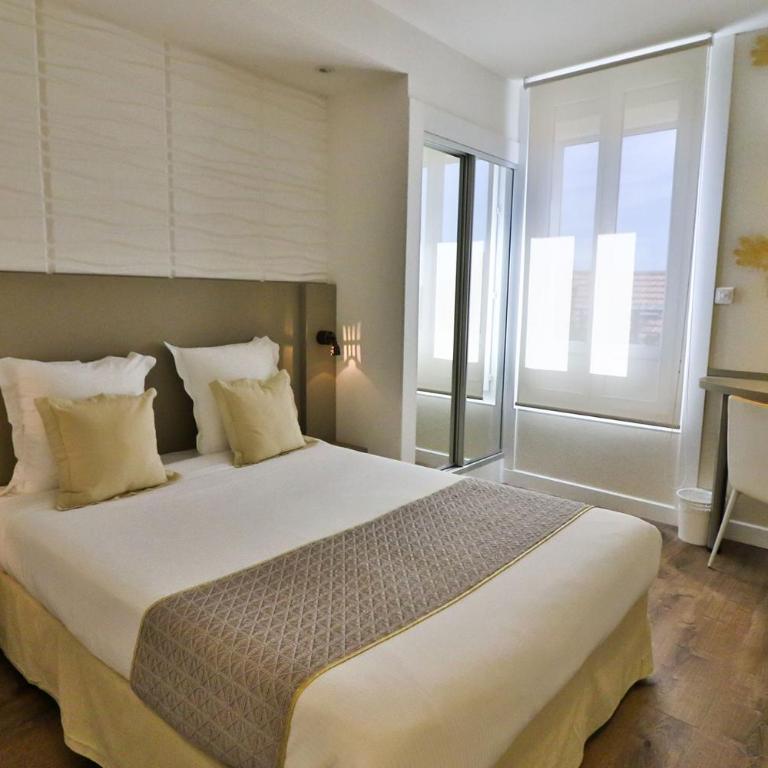 Hôtel Provençal - Chambre Double ou Lits Jumeaux Standard - 15