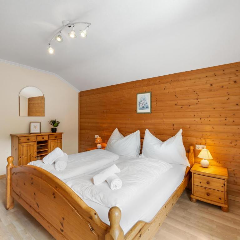 Haus Doris - Sauna & Garden - Deluxe Apartment mit Balkon und 2 Schlafzimmern - 11