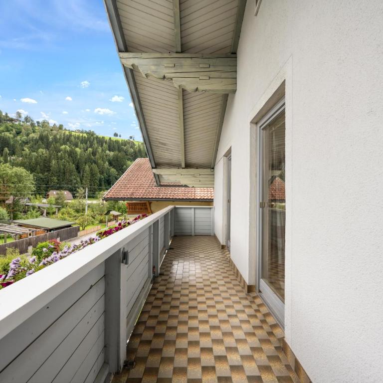 Haus Doris - Sauna & Garden - Deluxe Apartment mit Balkon und 2 Schlafzimmern - 17