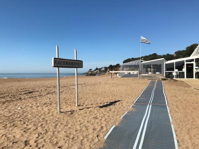 ENTRE MER ET BOIS Gîte indépendant idéal à 200 m de la plage - Appartement 1 Chambre avec Jardin - 11