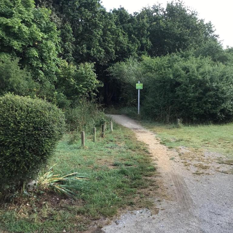 ENTRE MER ET BOIS Gîte indépendant idéal à 200 m de la plage - Appartement 1 Chambre avec Jardin - 12