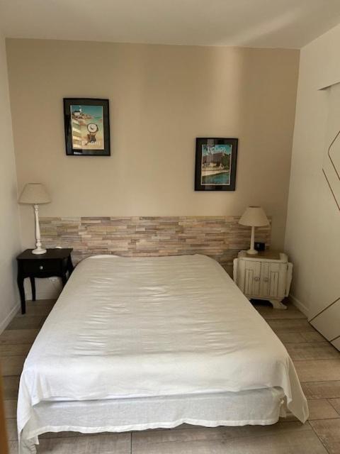 ENTRE MER ET BOIS Gîte indépendant idéal à 200 m de la plage - Appartement 1 Chambre avec Jardin - 33