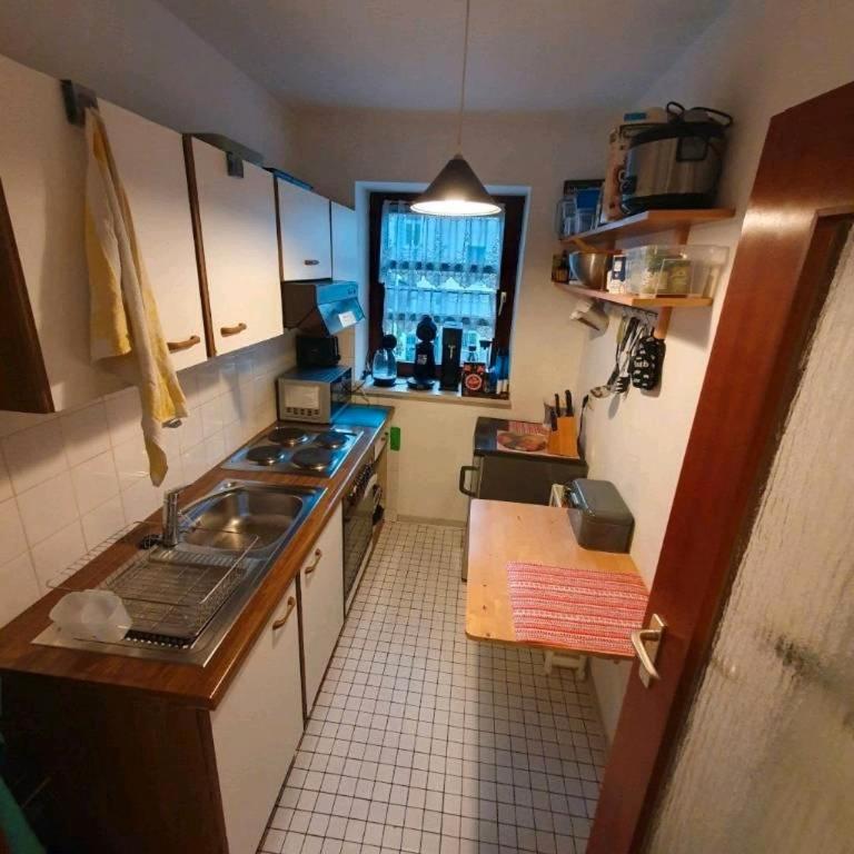 Eine helle und gemütliche Wohnung - One-Bedroom Apartment - 4