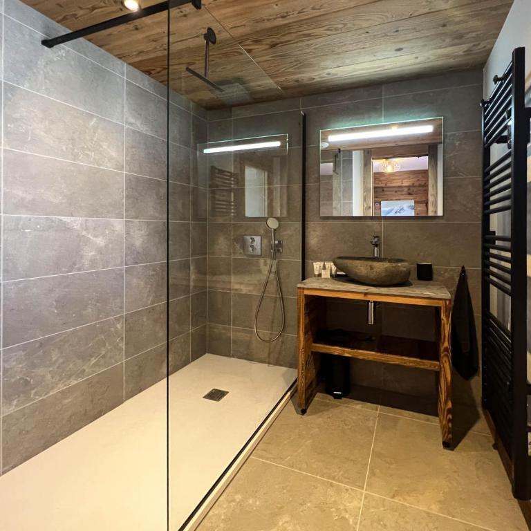Appartement de Charme aux Gets - 9 Pers, Parking & Wi-Fi - FR-1-671-307 - Appartement - 11