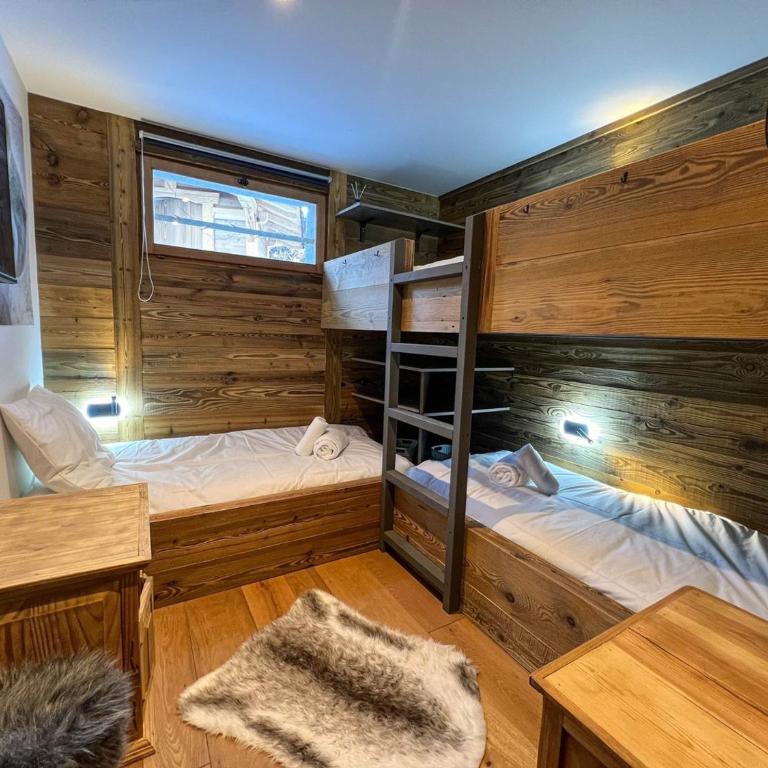 Chalet de luxe aux Gets - 4 chambres pour 9 personnes avec jacuzzi et Wi-Fi - FR-1-671-314 - Chalet - 17