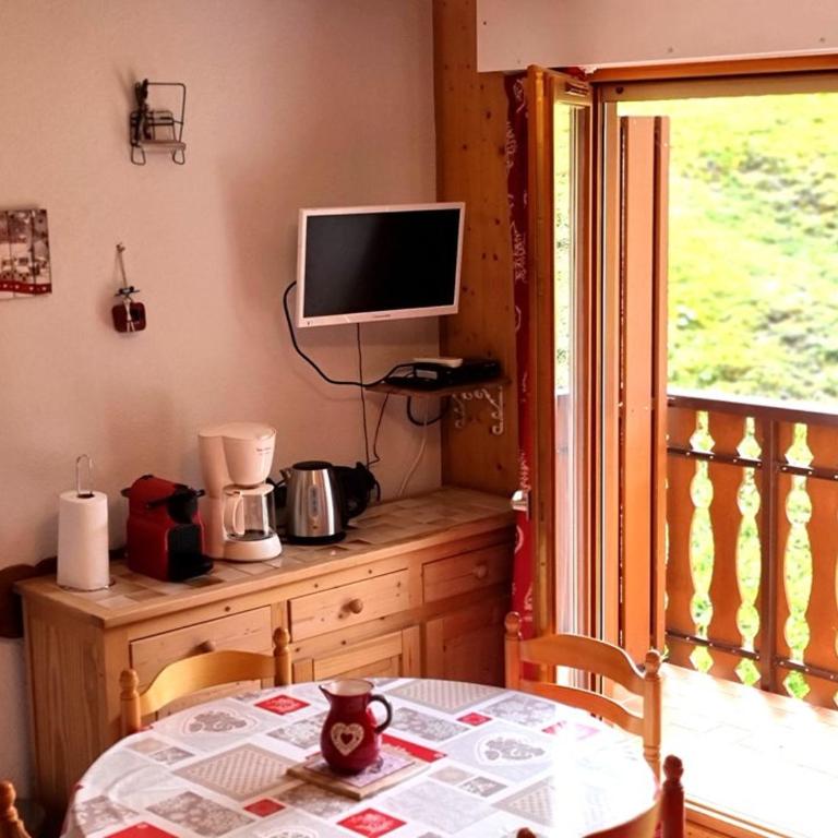 Appartement cosy au pied des pistes - 2 pers. - FR-1-573-154 - Appartement - 3