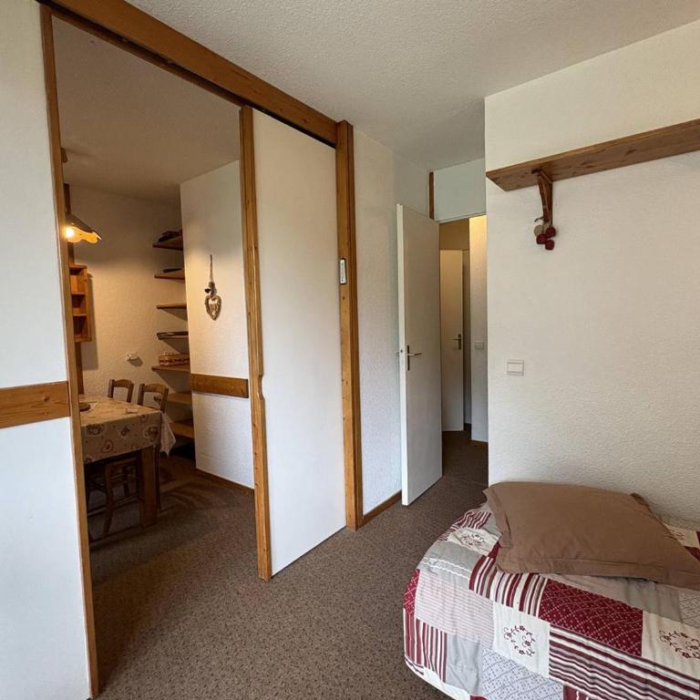 Appartement rez-de-chaussée - animaux ad. - 4 pers. - Appartement 1 Chambre - 6