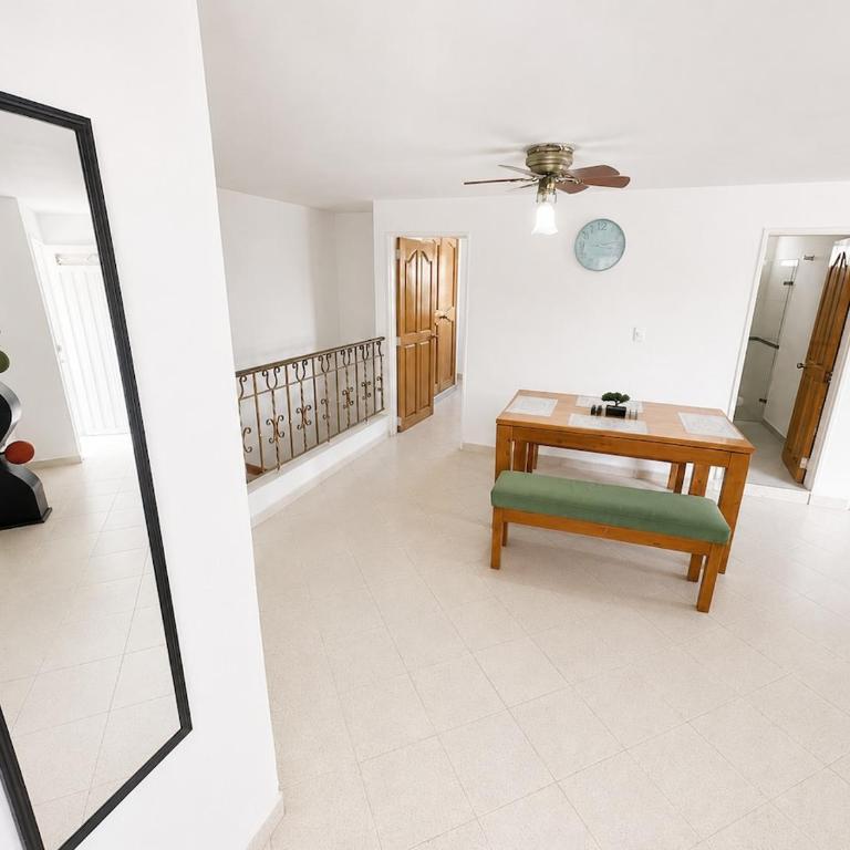 Casa Con Terraza Privada, 4 Baños, 4 habitaciones, Capacidad Maxima, Disponibilidad de Eventos Bajo Requisitos y reglamentos - Casa de 4 dormitorios - 9
