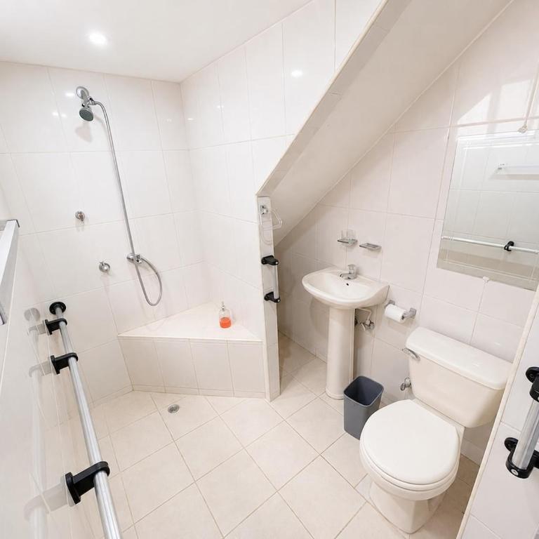 Casa Con Terraza Privada, 4 Baños, 4 habitaciones, Capacidad Maxima, Disponibilidad de Eventos Bajo Requisitos y reglamentos - Casa de 4 dormitorios - 23