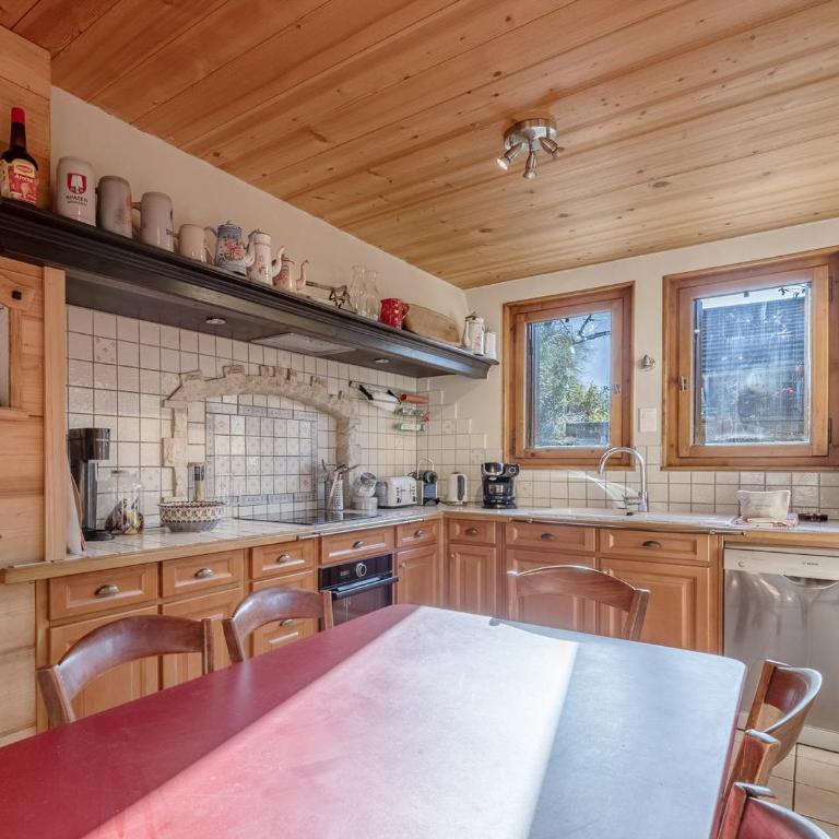Chalet rénové 11 pers, centre de Morzine, parking - FR-1-754-5 - Chalet - 15