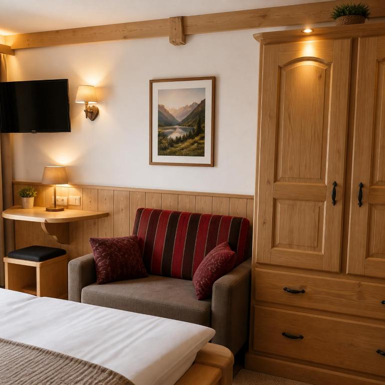 Hotel City - Superior Doppelzimmer - 3