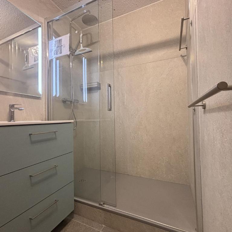 Studio lumineux avec terrasse - 4 pers. - FR-1-329-111 - Appartamento - 5